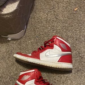 Red white Jordan’s size 12